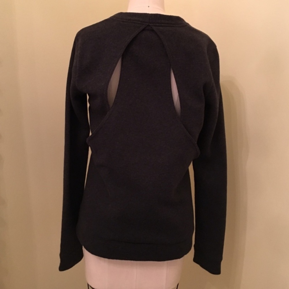 Lululemon sweatshirt